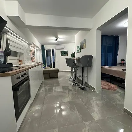 Апартаменты Comfy Studio Near White Tower Салоники