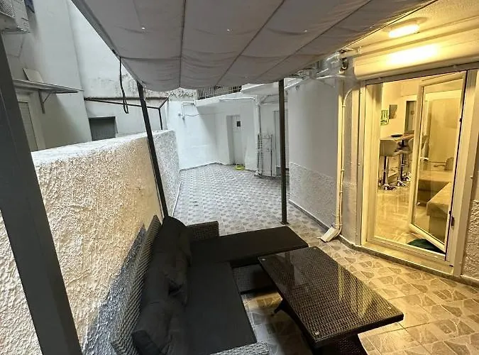 Comfy Studio Near White Tower شقة *