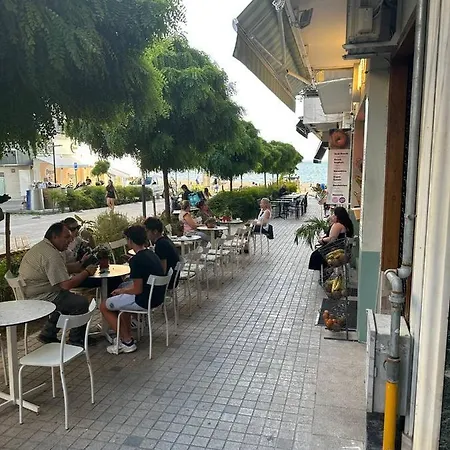 Comfy Studio Near White Tower شقة *